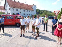 Fahnenwiederweihe mit Fahrzeugsegnung